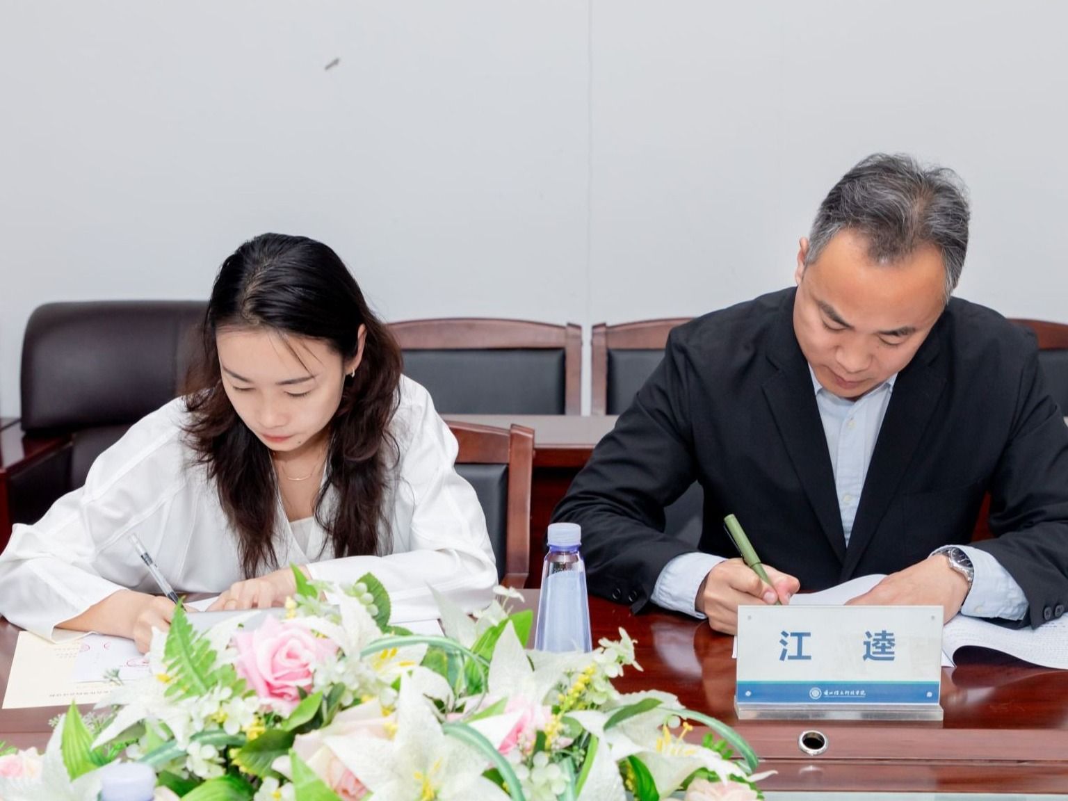 力促学生高质量就业，开元集团网站在行动