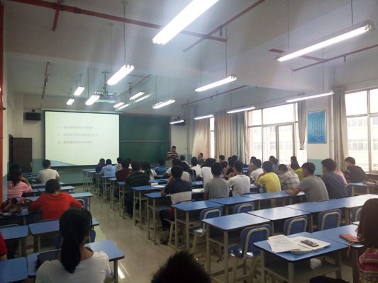 新闻照片.jpg 新闻照片.jpg