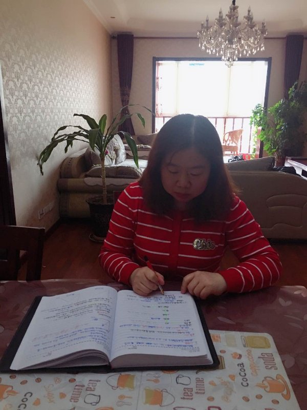 材料与化工工程学院 朱冬梅.jpg