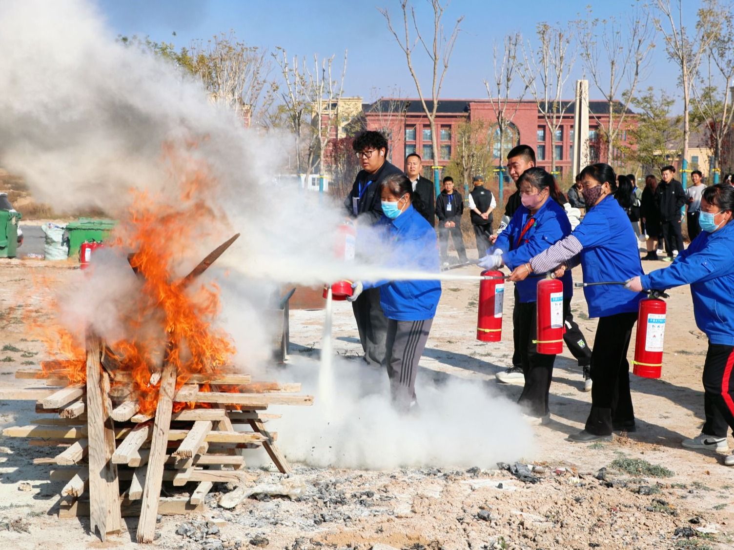开元集团网站：强化消防灭火演练，筑牢校园安全防线