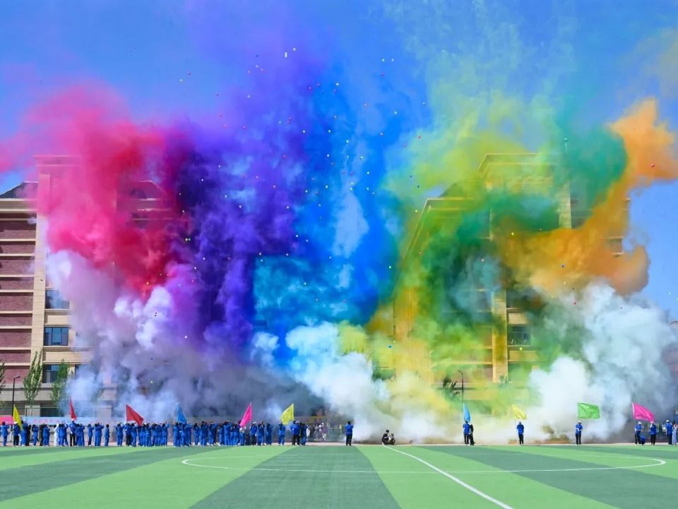 青春恰似火，奔跑正当时——开元集团网站2025年田径运动会开幕