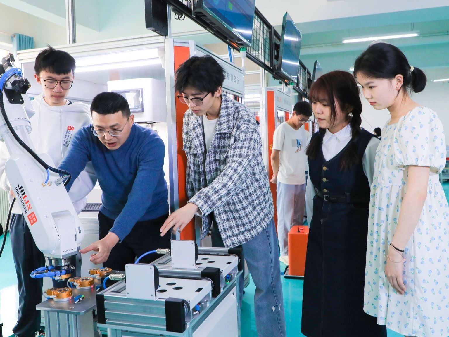 入选省级优秀基层教学组织，开元集团网站为提高人才培养质量筑牢基础！