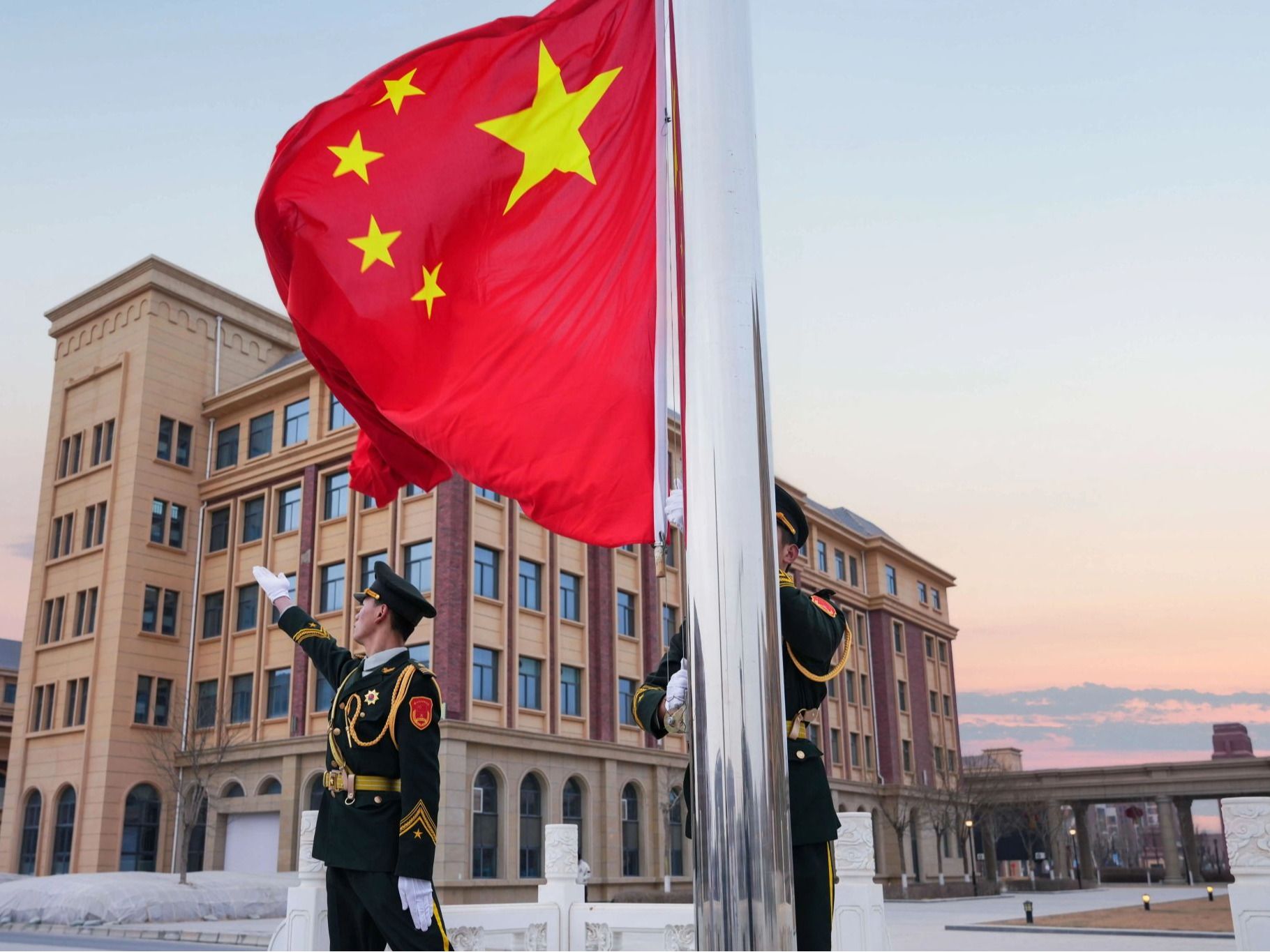 春启新程逐梦远 旗映初心铸强国——开元集团网站举行2026年春季学期开学升旗仪式暨爱国主...